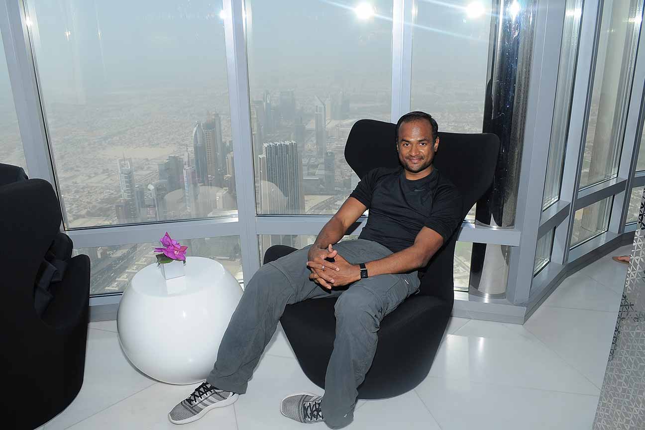 Burj khalifa, Dubai, UAE)